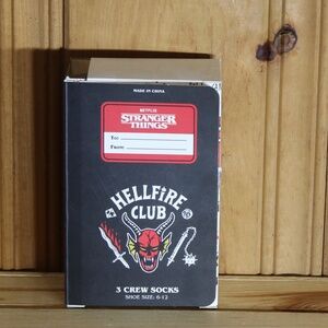 Netflix Stranger Things 3 Pair Crew Socks‎ Mens